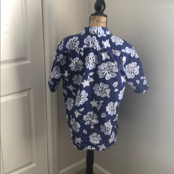 Mens Hawaiian Shirt - Picture 2 of 3